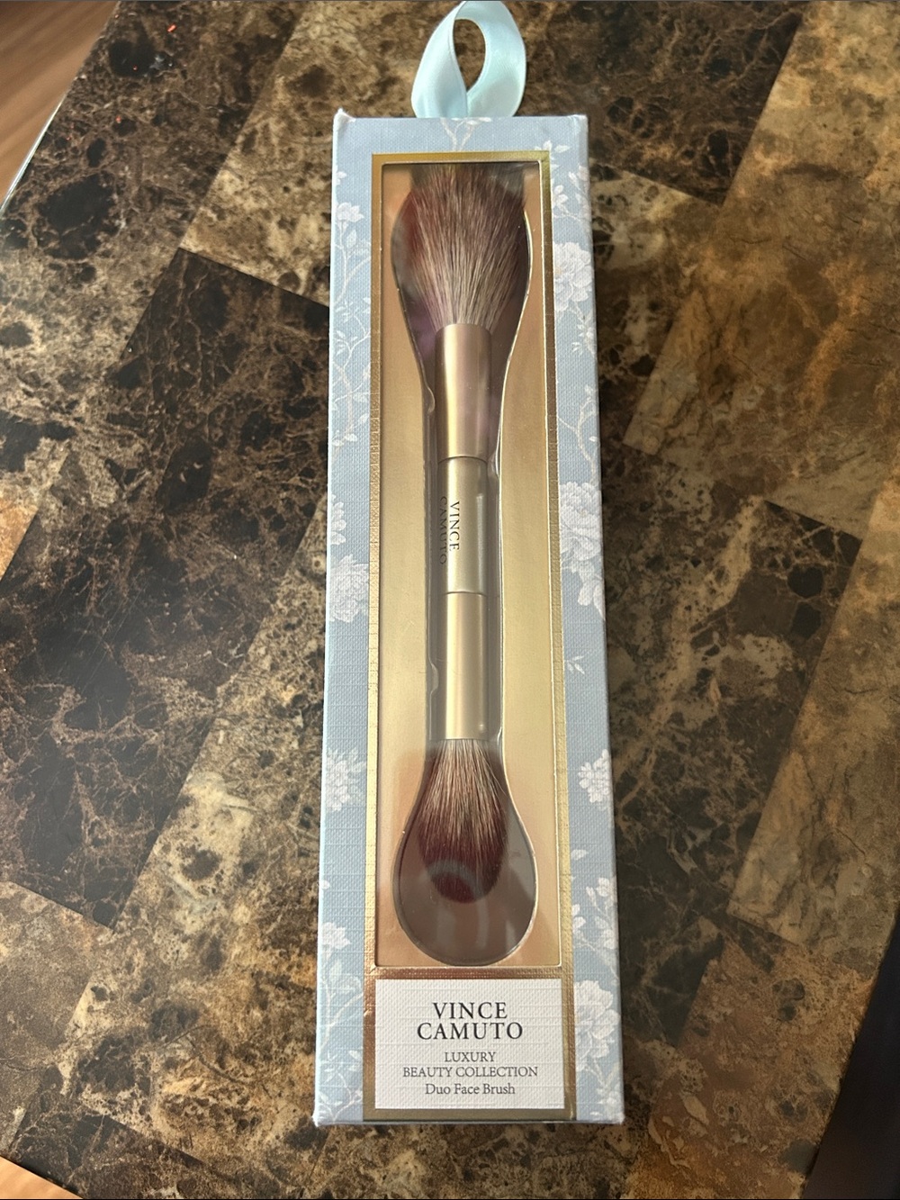 Vince Camuto Dual-Ended Face Brush — Gold Handle with Brown Bristles NIP